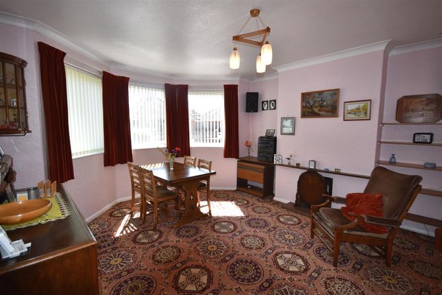 13, Belgrave Drive, Goole photo 2