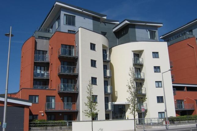 Thumbnail Flat for sale in South Quay Kings Road, Marina, Swansea