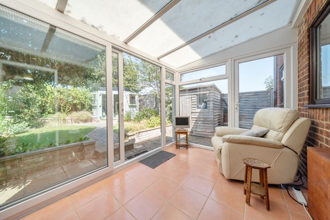 45 Luttrell Close, Taunton photo 4