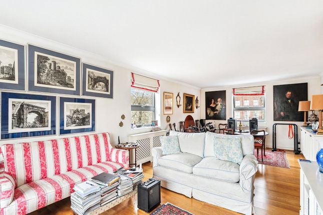 Studio for sale in Somerset Square, Holland Park, London
