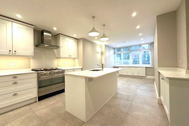 Detached house to rent in Gloucester Gardens, London