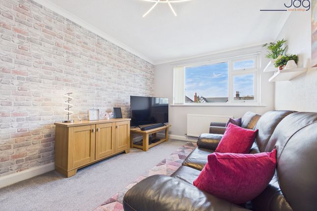 8 Norton Road, Morecambe photo 2