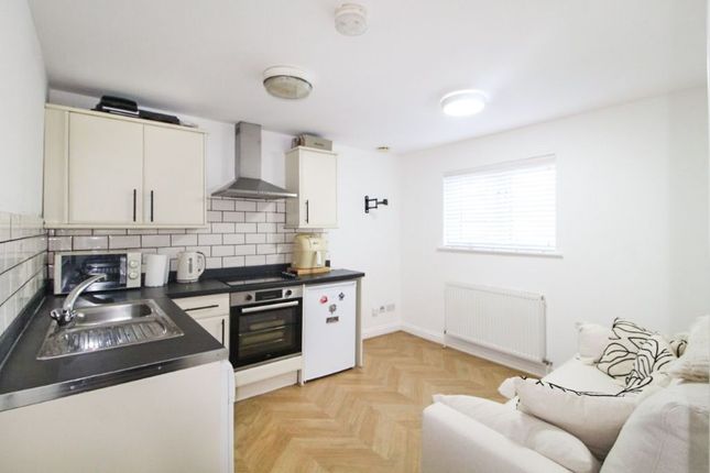 Flat 3, 117 Tavistock Street, Bedford photo 2
