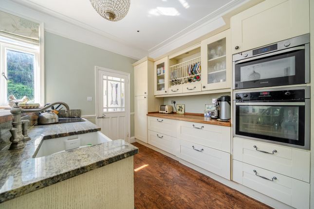 104, Dunvegan Road, London photo 3