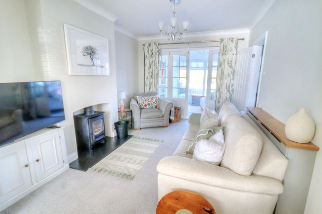 17 Queen Street, High Wycombe photo 2