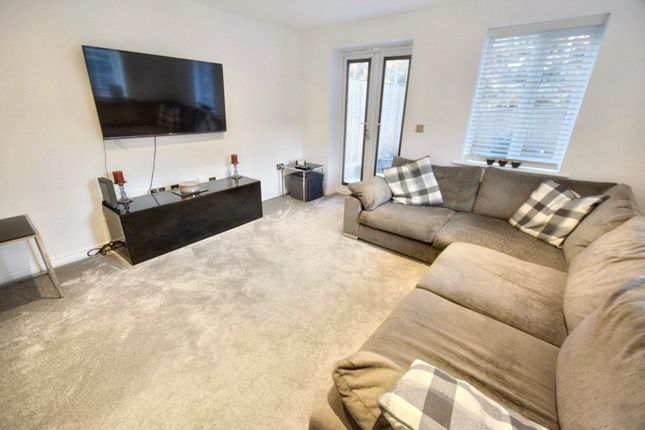 7, Honeybourne Road, Leeds photo 3