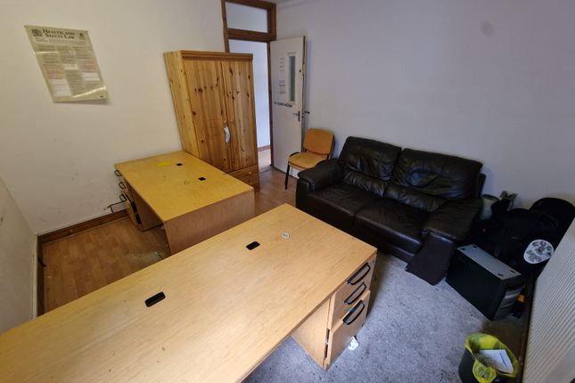Thumbnail Property to rent in Leagrave Road, Luton, Bedfordshire
