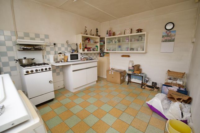 56, Gleneagles Road, Coventry photo 4