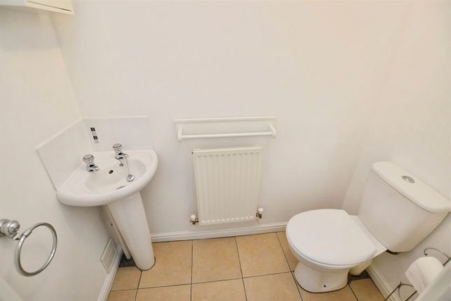 18, Bryn Dewi Sant, Miskin photo 4