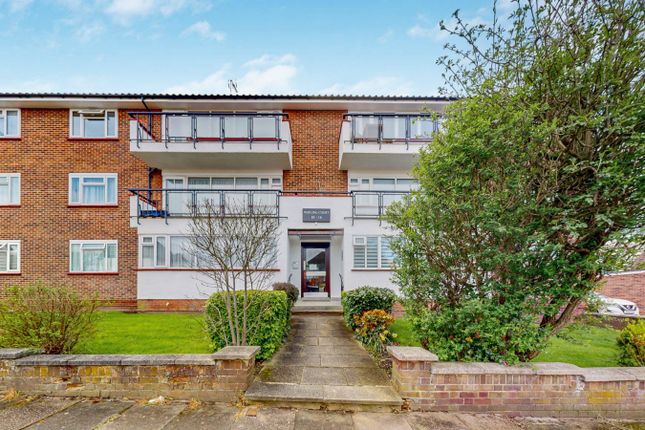 Flat for sale in Jesmond Way, Stanmore