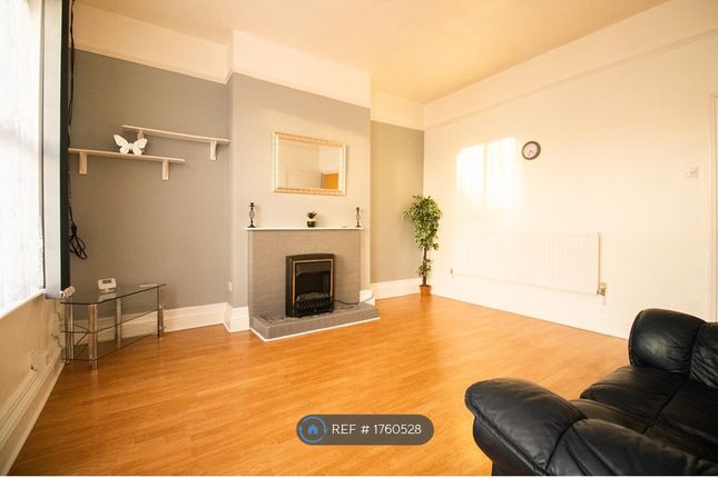 Thumbnail Terraced house to rent in Fosse Road North, Leicester