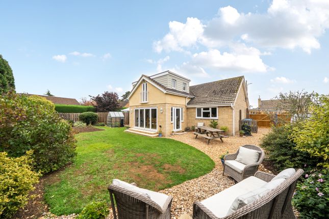 1364523-4-68E781dc7ee03