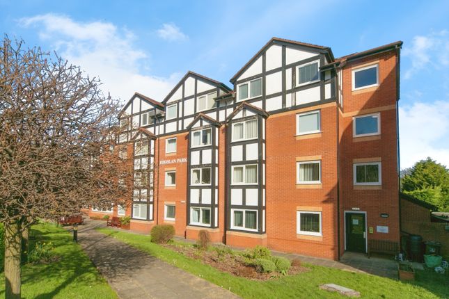 Flat for sale in Conway Road, Colwyn Bay, Conwy
