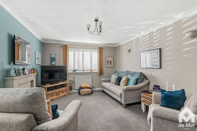 11, Cornfield Drive, Cheltenham photo 2