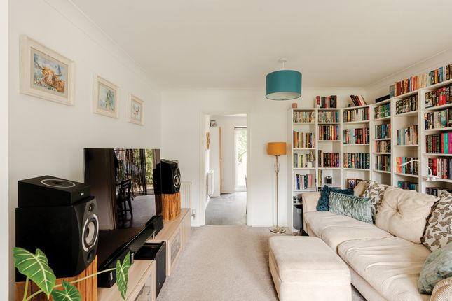 6 Teasel Mead, Bristol photo 3