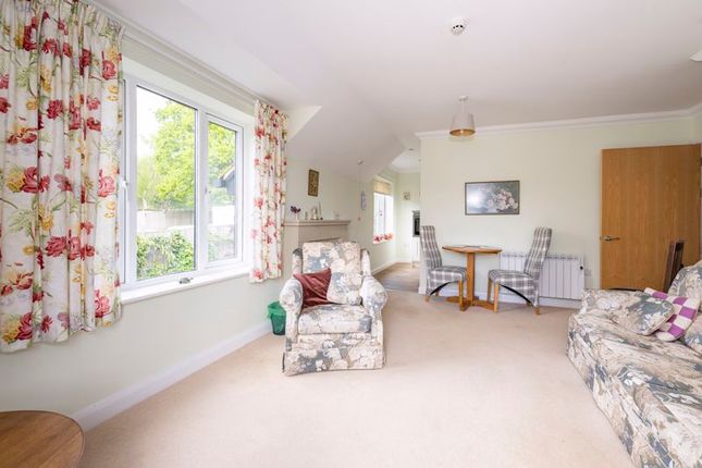 10 Hurstwood Court, Linum Lane, Uckfield photo 4