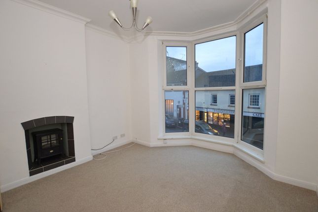Flat to rent in Fore Street, Bovey Tracey, Newton Abbot, Devon