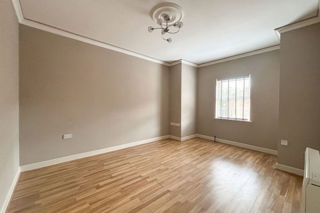 34 Manthorpe Avenue, Manchester photo 2