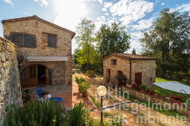 Country house for sale in Italy, Tuscany, Siena, Colle di Val D'elsa