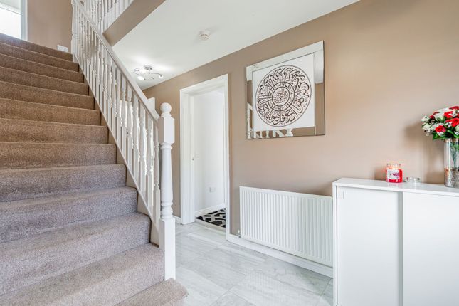 43 Glenmill Avenue, Glasgow photo 2