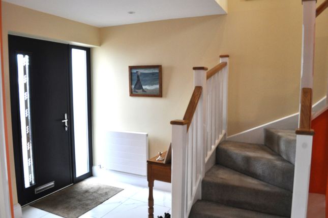11, Bishops Wood Grove, Swansea photo 2