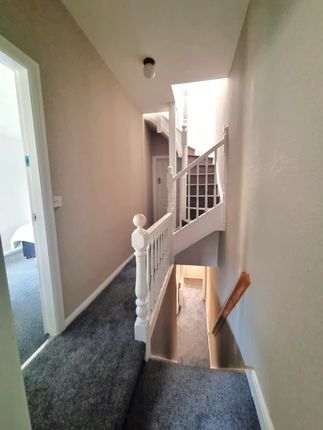 11, Hazel Grove, Salford photo 5