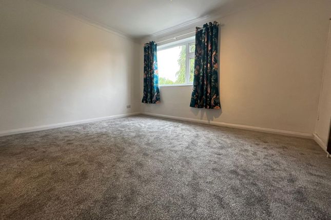 Semi-detached house to rent in Culworth Close, Leamington Spa