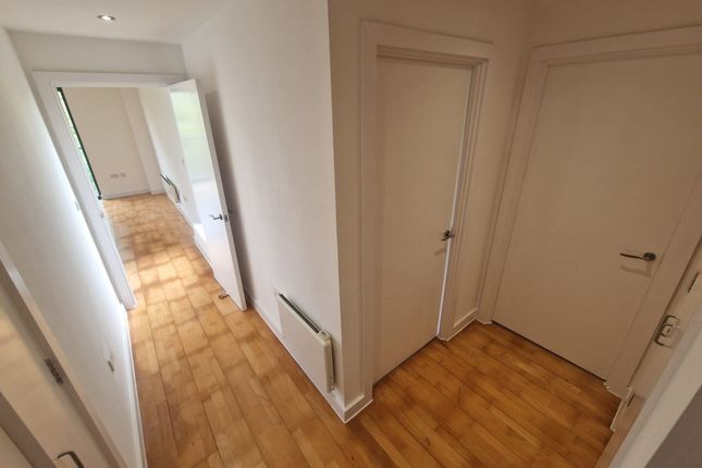 Apartment 51, The Zenith Building, Leicester photo 4