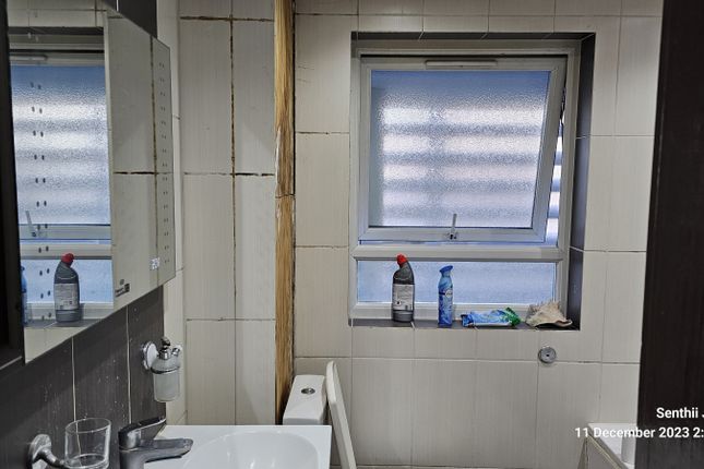 Westcroft Court, London photo 5