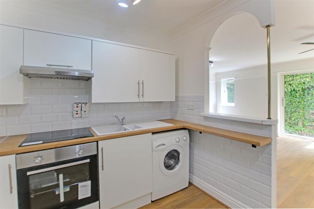 1 Anscome House,, Great Heathmead, Haywards Heath photo 4