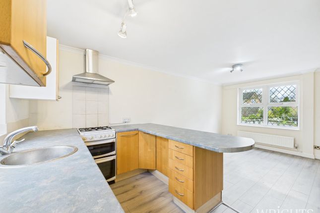 35, Bassingburn Walk, Welwyn Garden City photo 3