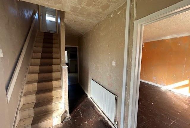 35, Pen Y Fon Street, Llanelli photo 2