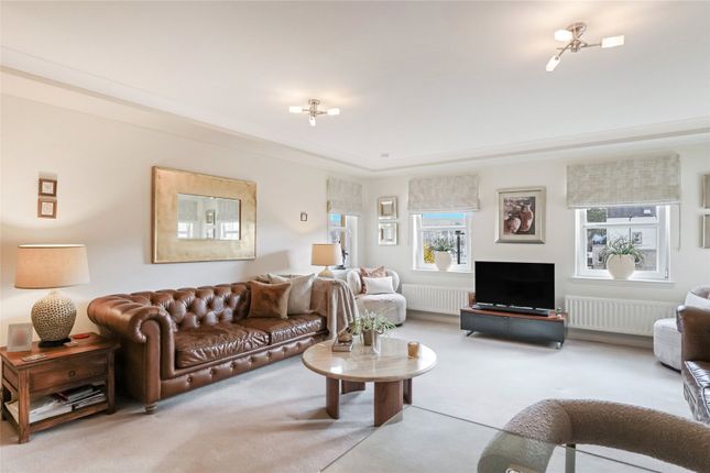Cromarty Grove, Inverkip photo 2
