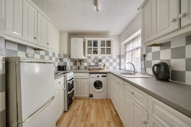 3 Norfolk Court, The Avenue, Surbiton photo 4