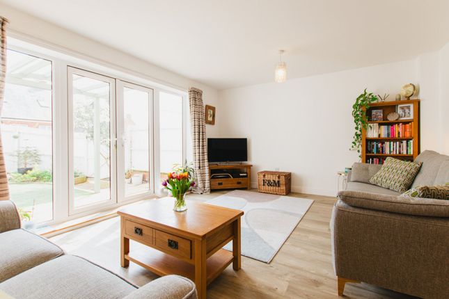 40 Thyme Close, Banbury photo 2