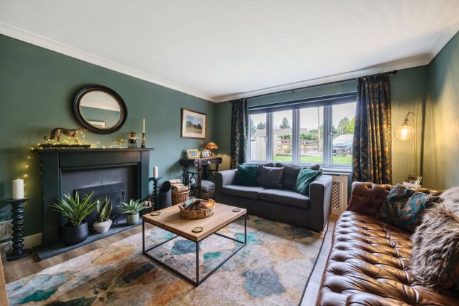 6, Queens Grove, Wincanton photo 3