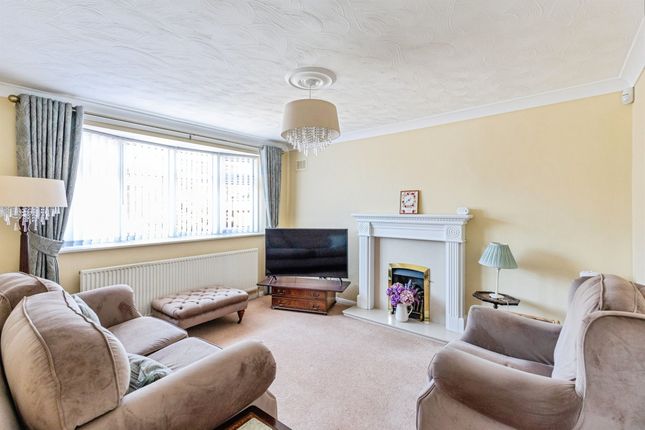 90, Stanwell Way, Wellingborough photo 4