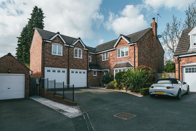 5-bed house on 7 Old Pheasant Court, Old Pheasant Court, Chesterfield, £650,000