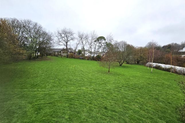 6, Oakey Orchard, Callington photo 2