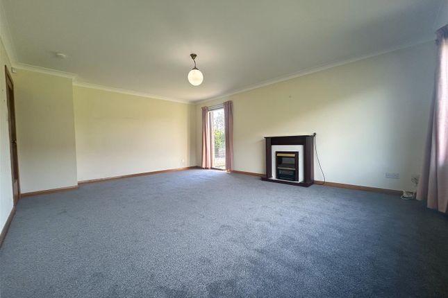 Detached house to rent in Kinfauns, Perth