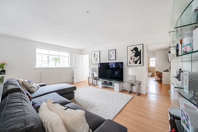 Flat for sale in Beech Grove, Wentworth Court