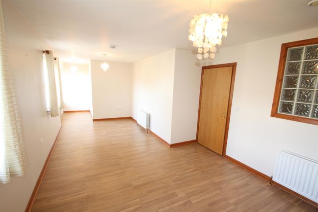 Flat to rent in Woodrow Gardens, Saintfield, Ballynahinch