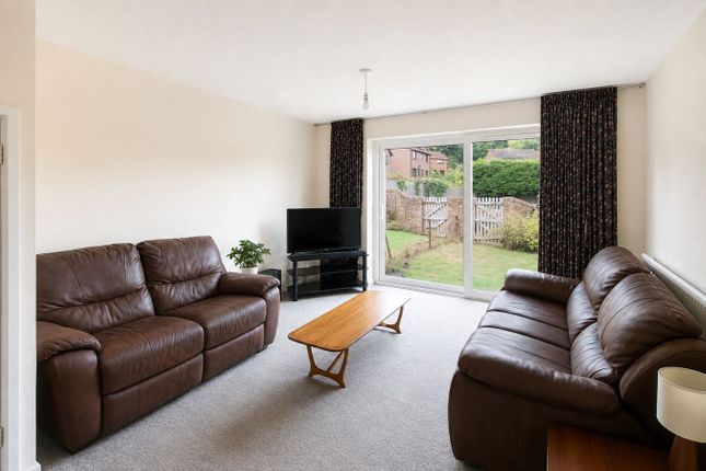 10, Cavalier Way, East Grinstead photo 4