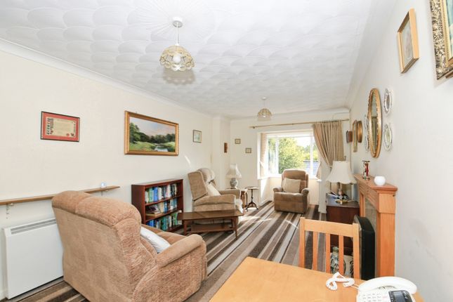 20, Ashleigh Court, Warboys photo 2