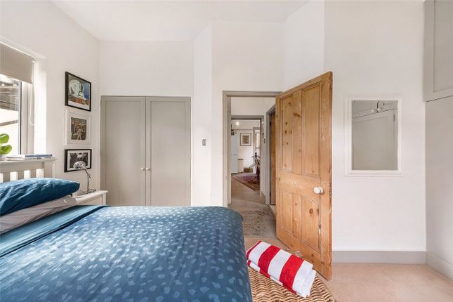 Flat for sale in Woodland Road, London