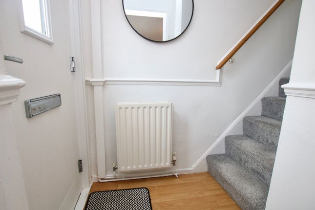 26, Albert Avenue, Nottingham photo 3
