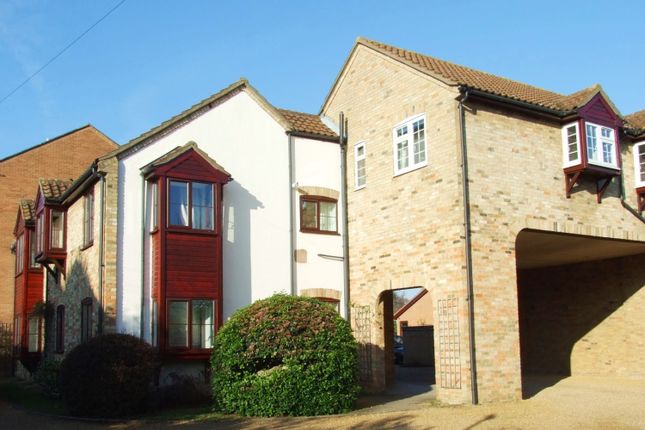 10 Darwood Court, St Ives, Front