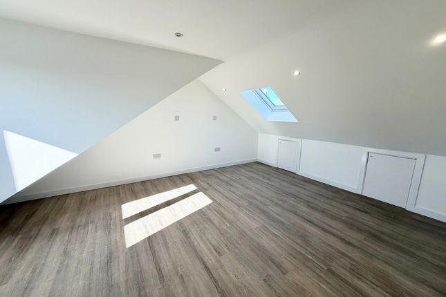 Brookfield Road, Edmonton photo 2