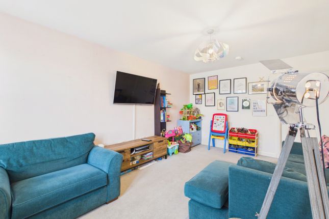 89, Lumley Avenue, Hull photo 3