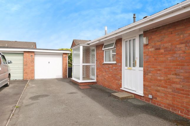 2, Hillcrest Rise, Llandrindod Wells photo 3